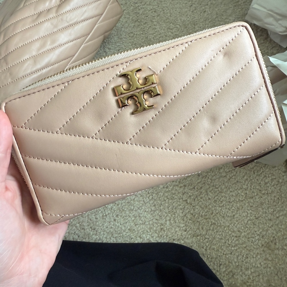 Tory Burch Tan Kira Chevron Quilted Wallet